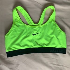 Nike Pro Sports Bra